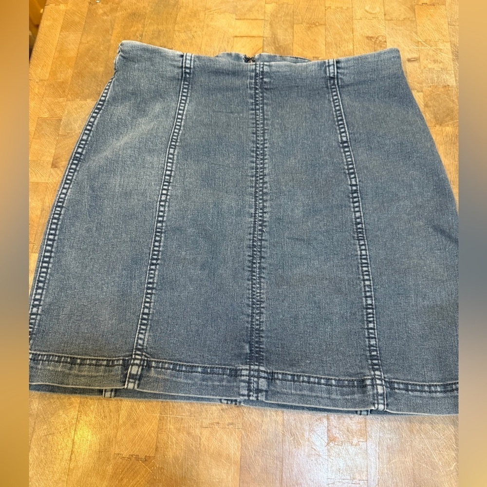 Free People Blue Denim Mini Skirt Women’s Sz 12 Y2K - Picture 1 of 12
